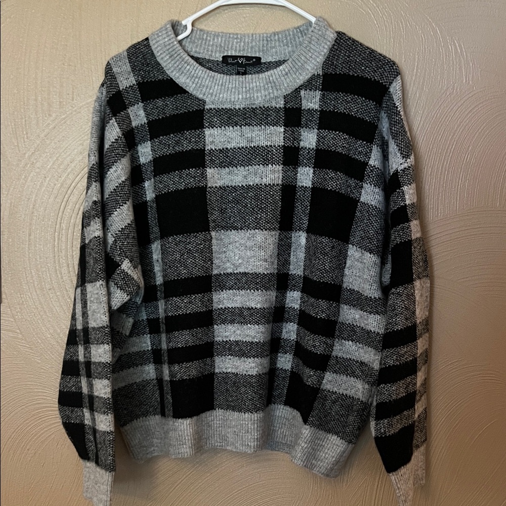 Velvet Heart Black and Gray Plaid Crewneck Sweater